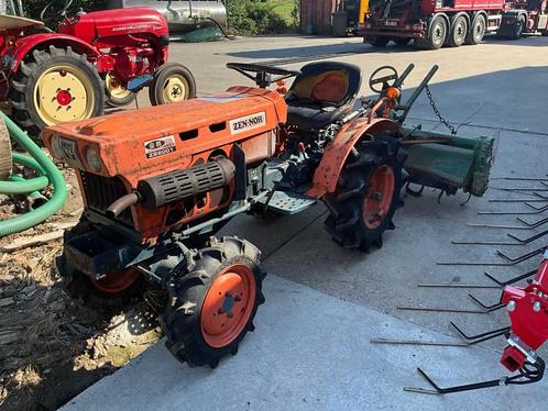 Zen-Noh ZB6001 Minitractor, Zakelijke goederen, Machines en Bouw | Tuin, Park en Bosbouw, Overige typen