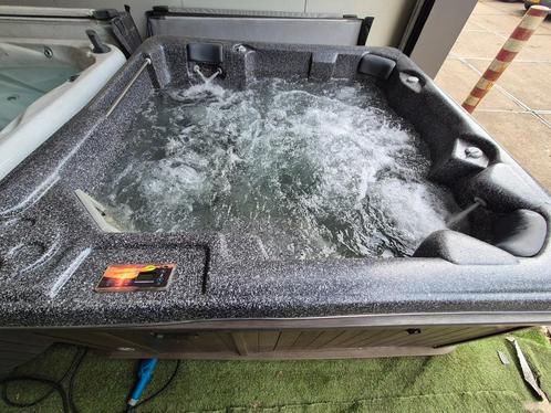Sunbelt spa nu 2600 euro‼️💦GROOTSTE SHOWROOM VD BENELUX🏝, Tuin en Terras, Bubbelbaden en Hottubs, Filter, Ophalen of Verzenden