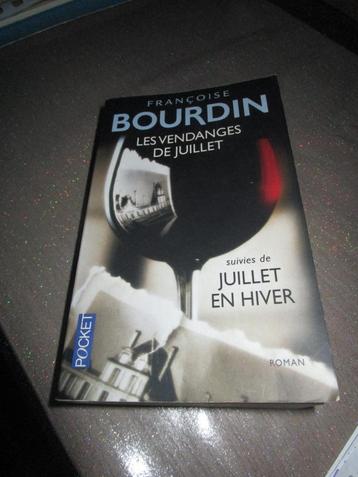 De très beaux livres à vendre à petit prix beschikbaar voor biedingen
