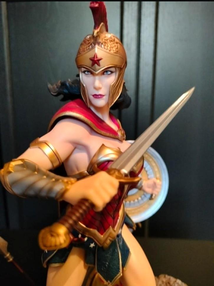 Beeld - Wonder Woman - XM Studios., Verzamelen, Beelden en Beeldjes, Nieuw, Fantasy, Ophalen of Verzenden