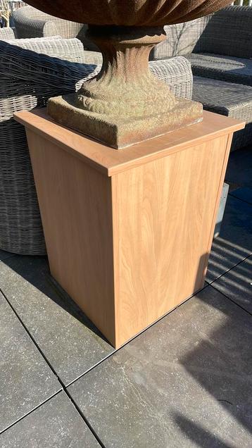 Sokkel 60x40x40 beschikbaar voor biedingen