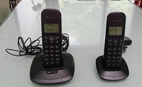 DECT TELEFOON met digitaal antwoordapparaat, Telecommunicatie, Vaste telefoons | Handsets en Draadloos, Gebruikt, 2 handsets, Stralingsarm