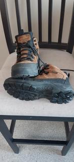 Wandelschoenen, Ophalen, Schoenen