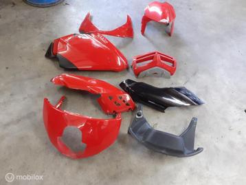 Kuipset kuipdelen zijkuip kuipje Multistrada 620 1000 1100 beschikbaar voor biedingen
