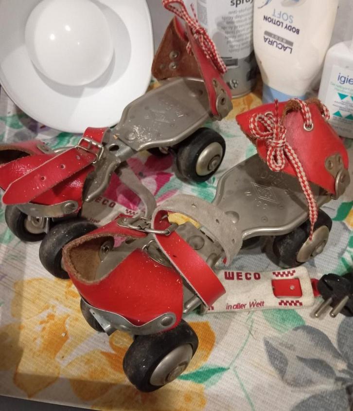 paar vintage rolschaatsen weco, Kinderen en Baby's, Speelgoed | Buiten | Rolschaatsen, Zo goed als nieuw, Verstelbaar, Ophalen of Verzenden