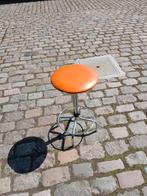 Retro barkruk, Ophalen, Gebruikt, Draaibaar, 60 tot 90 cm