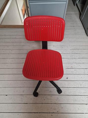 Bureau stoel beschikbaar voor biedingen