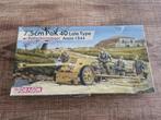 Dragon 7.5cm PaK 40 Late Type w/Fallschirmjäger Anzio 1944 1, Ophalen of Verzenden, Zo goed als nieuw, 1:35 tot 1:50, Figuur of Figuren