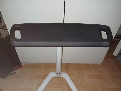 Fin stahulp van Bimos voeten en benen minder belast, Huis en Inrichting, Bureaustoelen, Zo goed als nieuw, Ergonomisch, Ophalen