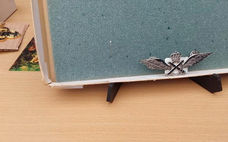 Licence de pilote d'hélicoptère volant léger, Collections, Objets militaires | Général, Envoi