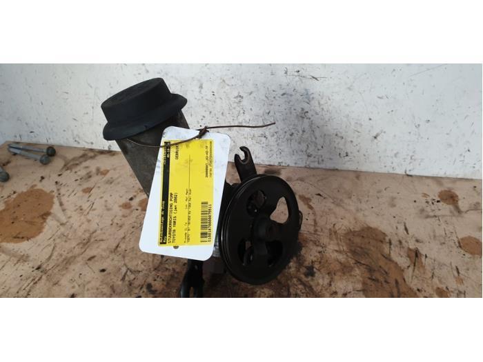 Pompe direction assistée d'un Toyota Yaris, Autos : Pièces & Accessoires, Commande, Toyota, Utilisé, 3 mois de garantie, Enlèvement ou Envoi