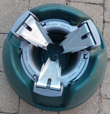 Kerstboomvoet - diameter onderaan 38cm beschikbaar voor biedingen