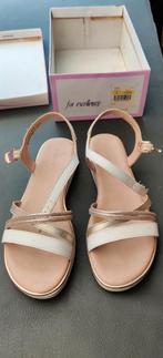 Sandalen maat 40, ANDERE, Beige, Sandalen of Muiltjes, Ophalen of Verzenden