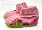 Pantoufles en laine rose, Enfants & Bébés, Vêtements de bébé | Chaussures & Chaussettes, Comme neuf, Enlèvement ou Envoi, Pantoufles