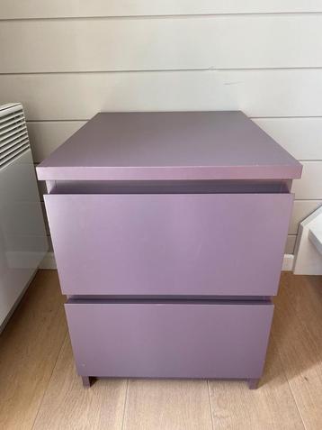Table de nuit IKEA couleur parme parfait état, Comme neuf