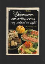 Boek 'Garneren en versieren van schotel en tafel' - Oetker, Boeken, Ophalen of Verzenden, Gelezen