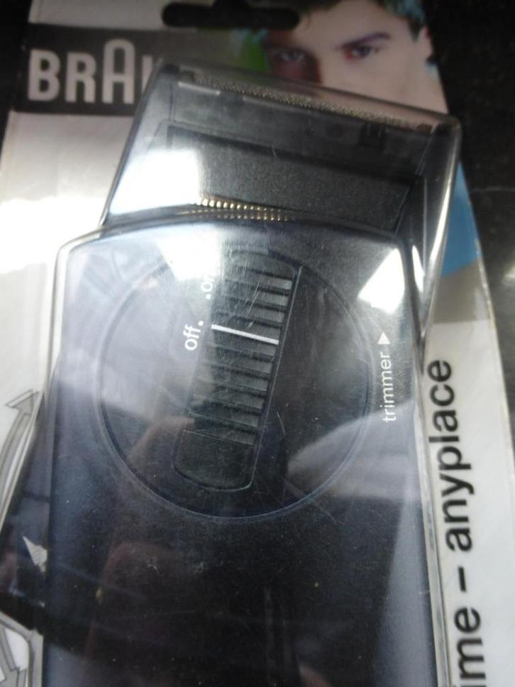 NIEUW BRAUN 370-scheerapparaat, ideaal voor op reis, Elektronische apparatuur, Persoonlijke Verzorgingsapparatuur, Nieuw, Scheren en Epileren