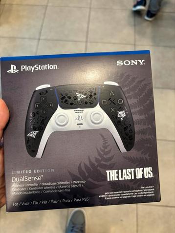Last of us limited edition controller ps5 sealed, Enlèvement, Comme neuf, Contrôleur