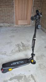 Electrische Step "FlyBlade" van het Franse - Nieuw step, Fietsen en Brommers, Steps, Ophalen of Verzenden, Nieuw, Elektrische step (E-scooter)