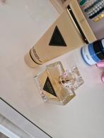 Parfum guess servit peu + body creme jamais servit, Handtassen en Accessoires, Uiterlijk | Cosmetica en Make-up, Ophalen of Verzenden