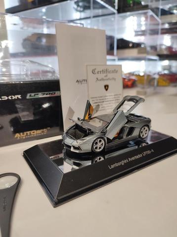 Lamborghini Aventador autoart signatuur 1/43 (grijs) beschikbaar voor biedingen