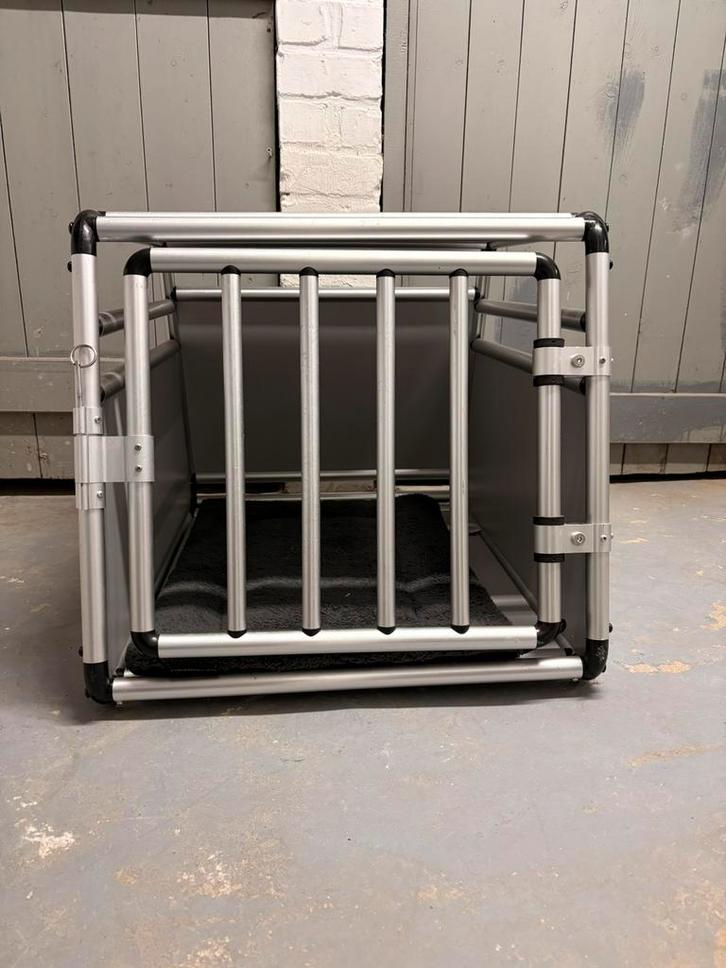 Autobench hond, Dieren en Toebehoren, Transportboxen, Gebruikt, Ophalen