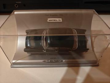 Schuco Opel Kapitän donkergroen 1/43 beschikbaar voor biedingen