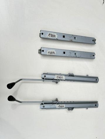 Stoelrails voor Maserati Indy beschikbaar voor biedingen