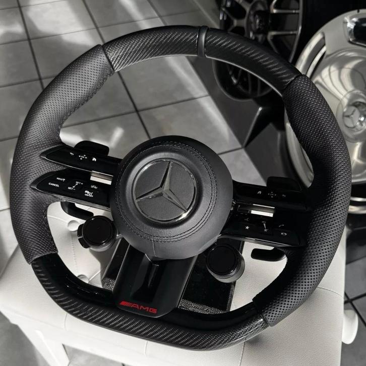 Volant Mercedes Dragonfly entièrement en cuir de carbone, Autos : Pièces & Accessoires, Commande, Mercedes-Benz, Neuf, Enlèvement ou Envoi