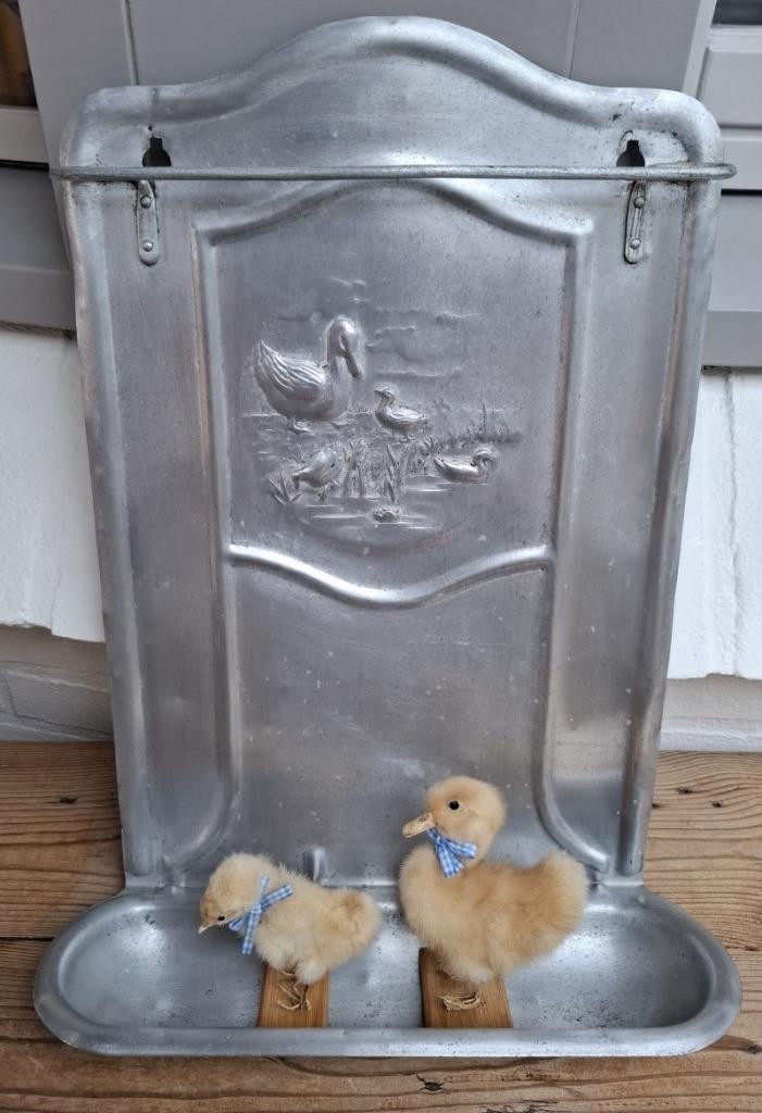 Frans brocante aluminium lepelrek met eendjes reliëf, Antiek en Kunst, Curiosa en Brocante, Ophalen of Verzenden