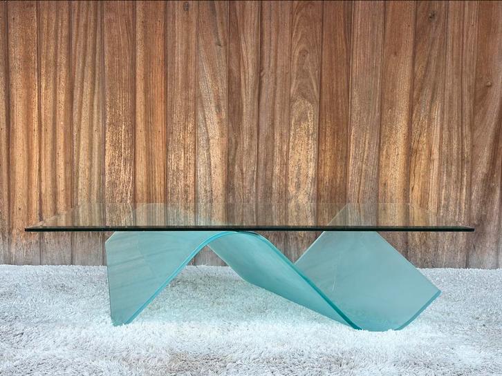 Vintage curved coffeetable by Reflex, Antiek en Kunst, Antiek | Meubels | Tafels, Ophalen