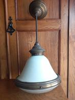 Art Deco opaline hanglamp Lentilla., Antiek en Kunst, Ophalen of Verzenden