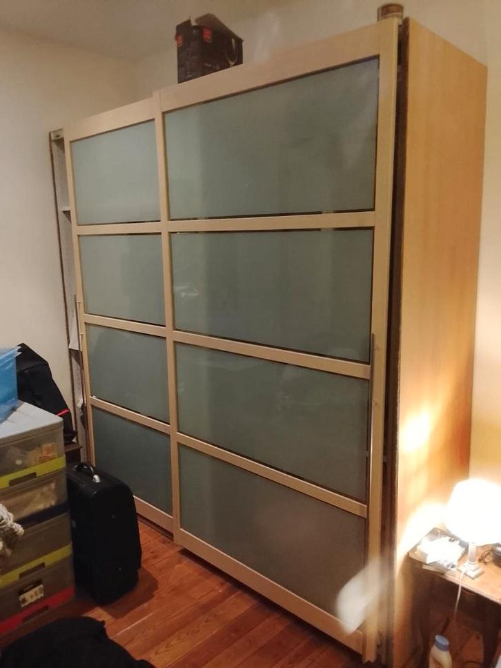 Houten kledingkast en gezandstraald glas, 2 schuifdeuren, Huis en Inrichting, Kasten | Kleerkasten, Gebruikt, 200 cm of meer, 200 cm of meer