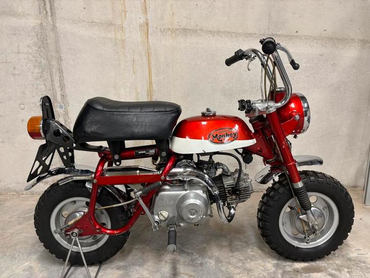 Honda z50a 100% orgineel!!!, Fietsen en Brommers, Brommers | Honda, Zo goed als nieuw, Ophalen