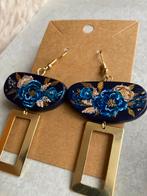 Unieke Handbeschilderde Oorbellen Peony Blue, Ophalen of Verzenden, Nieuw, Hangers