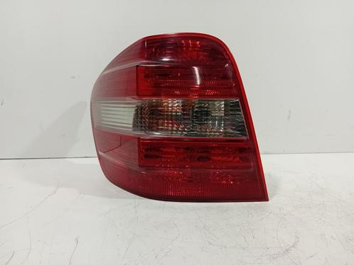 ACHTERLICHT LINKS BUITEN Mercedes-Benz ML II (164 / 4JG), Auto-onderdelen, Verlichting, Mercedes-Benz, Gebruikt