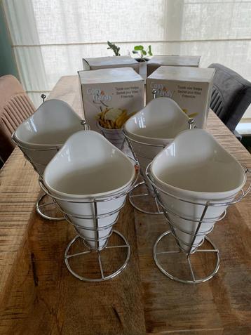 Cosy&Trendy frietzakken porselein 4st beschikbaar voor biedingen