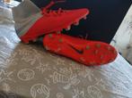 Voetbalschoenen, Sport en Fitness, Voetbal, Ophalen, Zo goed als nieuw, Schoenen