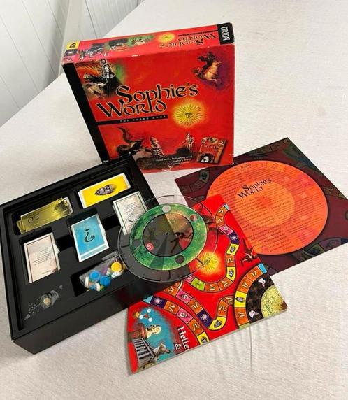 Sophie's World The Board Game 1998 bordspel compleet + doos, Hobby en Vrije tijd, Gezelschapsspellen | Bordspellen, Zo goed als nieuw