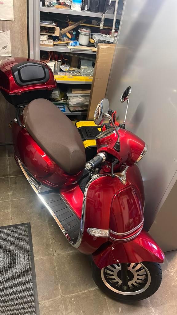 Electriche bromer 50km/h, Vélos & Vélomoteurs, Vélomoteurs & Scooters bridés, Comme neuf, Enlèvement