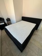 Zwart en Wit bed, Huis en Inrichting, Slaapkamer | Bedden, Ophalen, Zwart, Tweepersoons, Zo goed als nieuw