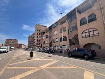 REF 4548 - Appartement au rez-de-chaussée à deux pas de la p beschikbaar voor biedingen