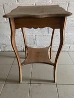 Petite table d’appoint en chêne 45/45 hauteur 75cm, Ophalen