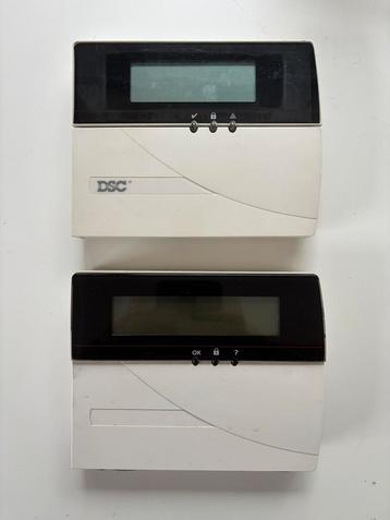 Hoofd en bijklavier beschikbaar voor biedingen