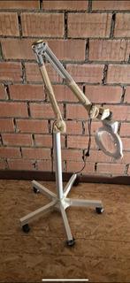 Loupelamp, Hobby en Vrije tijd, Ophalen, Zo goed als nieuw