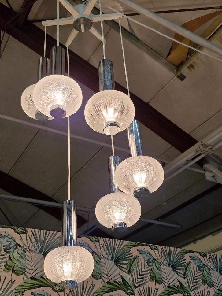 Vintage hanglamp chroom / glas bollen Sölken Leuchten, Huis en Inrichting, Lampen | Hanglampen, Gebruikt, Glas, Ophalen