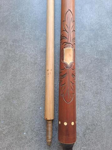 Vintage biljartkeu beschikbaar voor biedingen