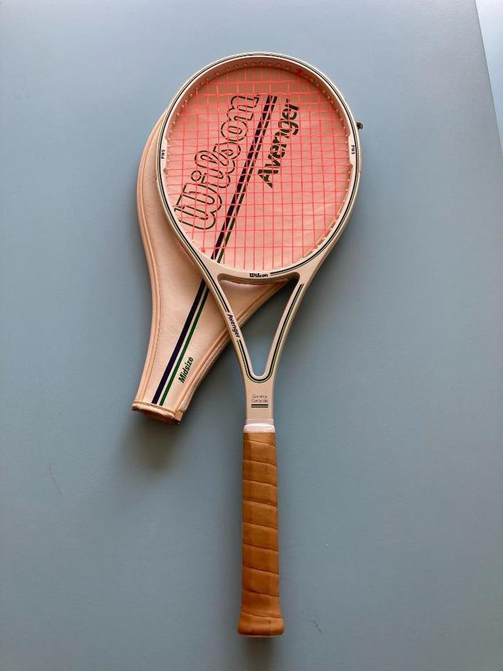 Wilson Avenger midsize tennisracket (vintage), Sport en Fitness, Tennis, Zo goed als nieuw, Racket, Wilson, L3, Ophalen of Verzenden
