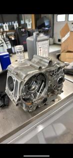 Honda GB4 middencarters, Motoren, Ophalen