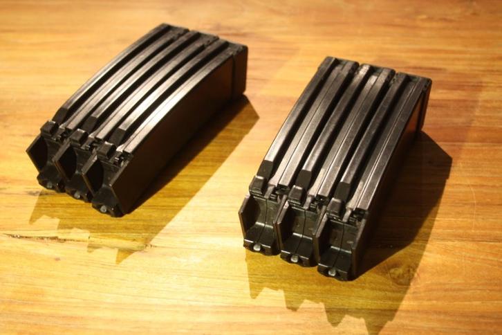 2 sets van 3 Scorpion EVO 3 A1 laders met laag laadvermogen, Sport en Fitness, Schietsport-accessoires, Zo goed als nieuw, Ophalen of Verzenden